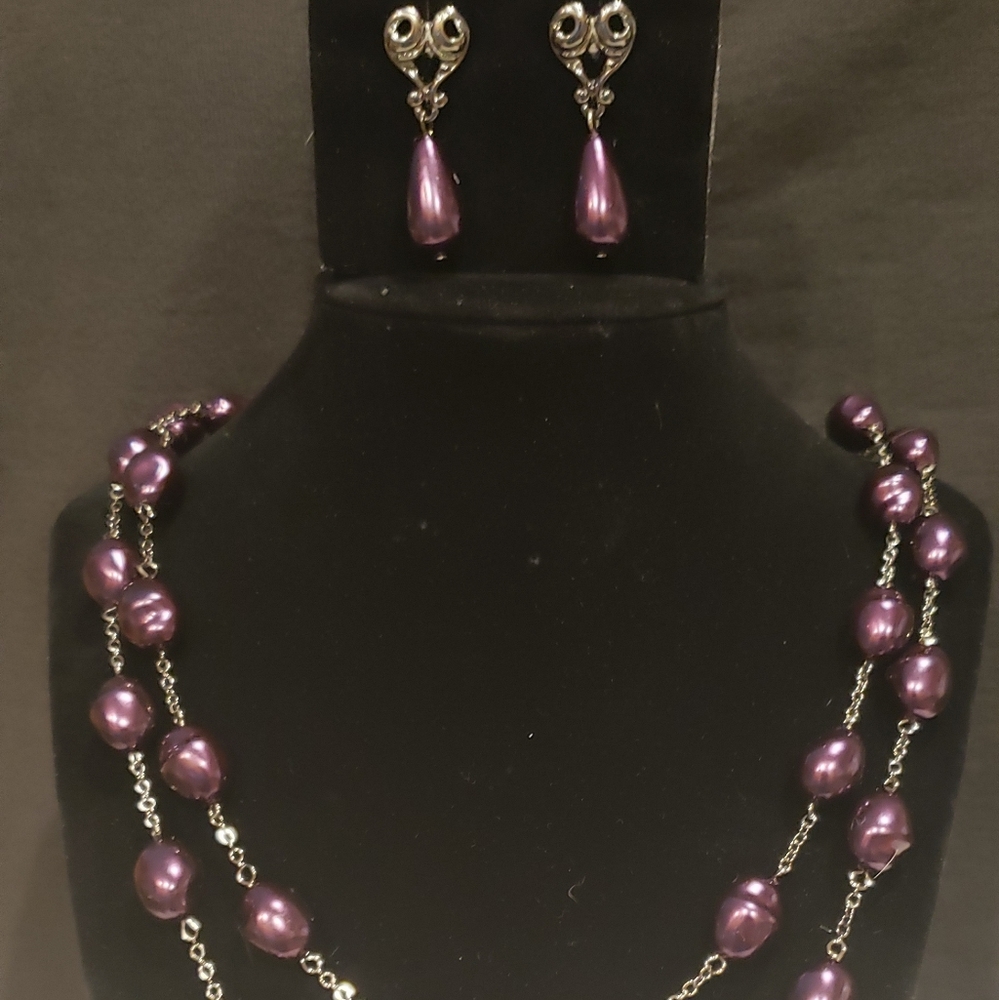 VINTAGE "TINTED BAROQUE PEARLESQUE "SET